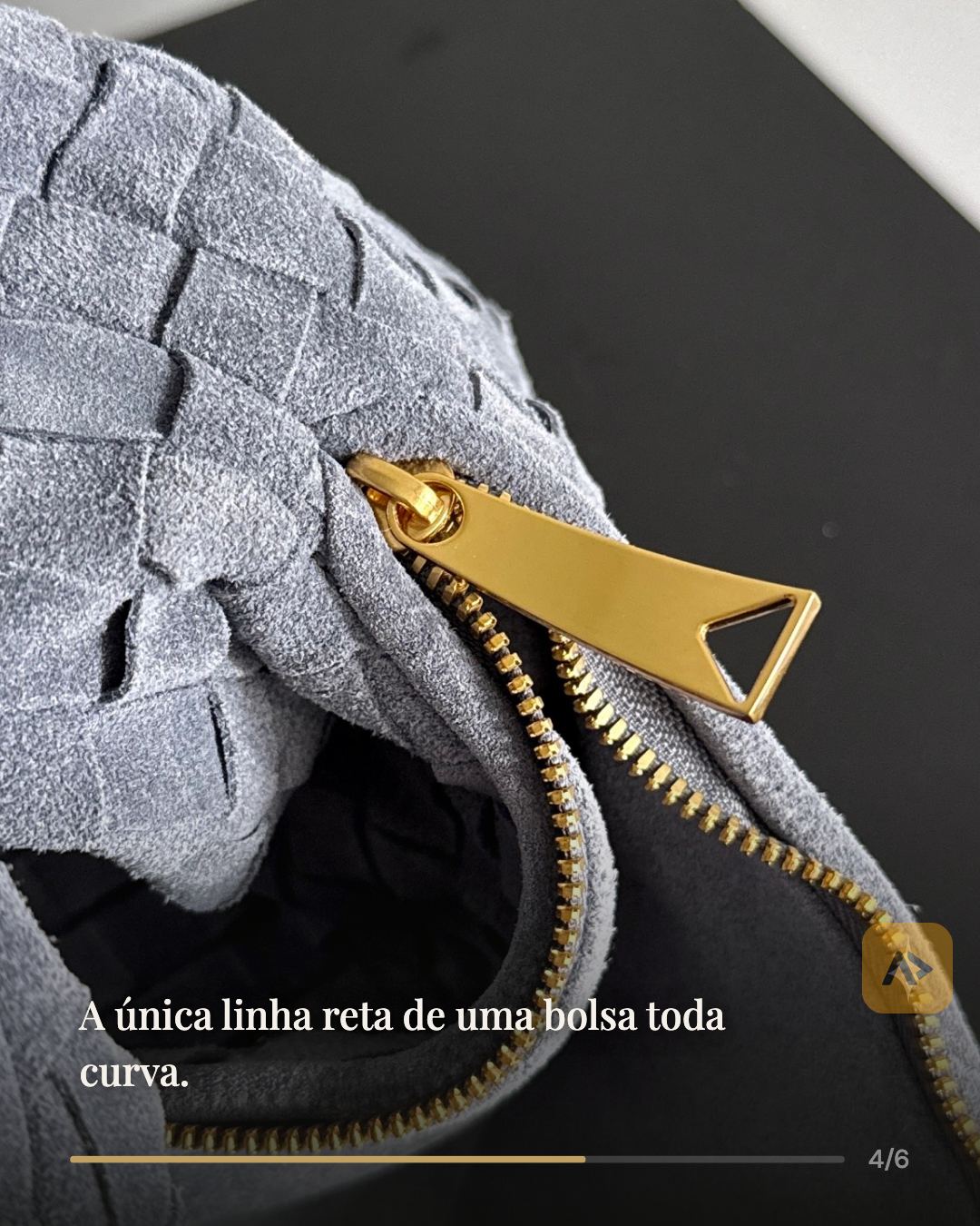 Bottega Veneta Jodie: a assinatura no nó, não no logo. — slide 4